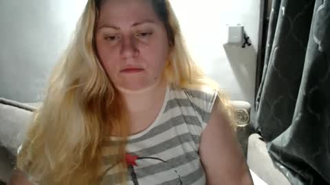 Laura online show from March 5, 6:45 pm