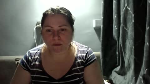 Laura online show from November 22, 7:02 pm