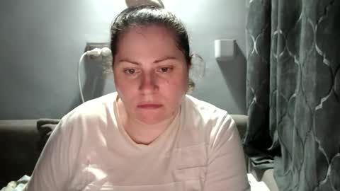 Laura online show from December 3, 7:01 pm