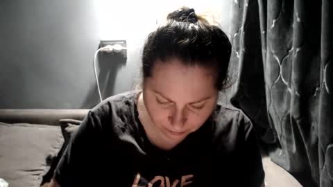 Laura online show from February 27, 6:52 pm