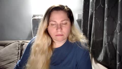 Laura online show from March 2, 7:43 pm