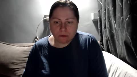 Laura online show from April 29, 6:36 pm