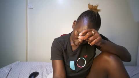 candycurly_ online show from October 26, 2:34 pm