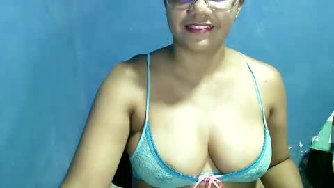 Snapshot of candyflowerlub chatting on October 9, 10:08 pm candyflowerlub online show from October 9, 10:08 pm