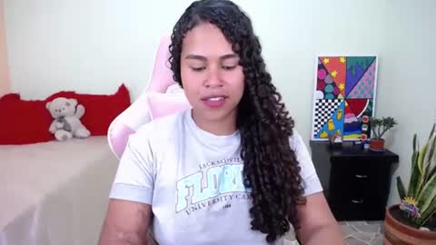 Karen online show from June 15, 7:49 pm