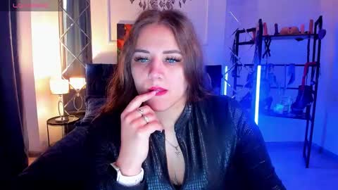 Snapshot of candykimmy chatting on September 15, 12:32 am Sofia online show from September 15, 12:32 am