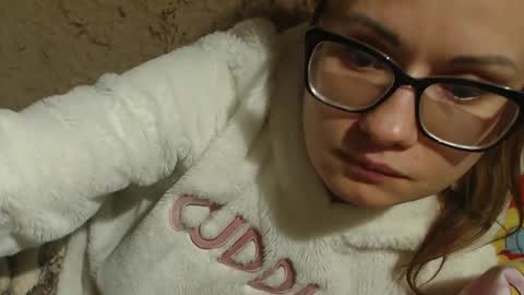 Snapshot of candylady136 chatting on January 26, 10:35 pm say meow and send tip online show from January 26, 10:35 pm