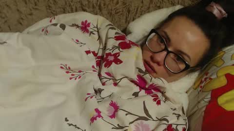 Snapshot of candylady136 chatting on February 13, 5:48 am say meow and send tip online show from February 13, 5:48 am