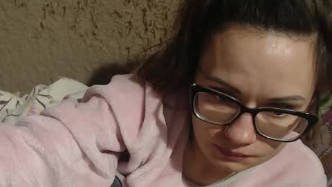 Snapshot of candylady136 chatting on February 21, 6:59 pm say meow and send tip online show from February 21, 6:59 pm