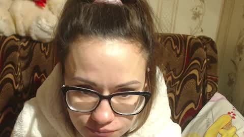 Snapshot of candylady136 chatting on March 1, 12:56 pm say meow and send tip online show from March 1, 12:56 pm