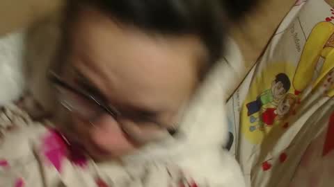 Snapshot of candylady136 chatting on March 5, 1:31 am say meow and send tip online show from March 5, 1:31 am