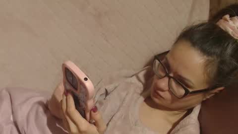 say meow and send tip  online show from November 26, 2:07 pm