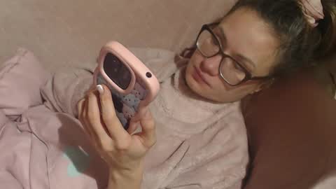 say meow and send tip  online show from January 18, 3:10 am