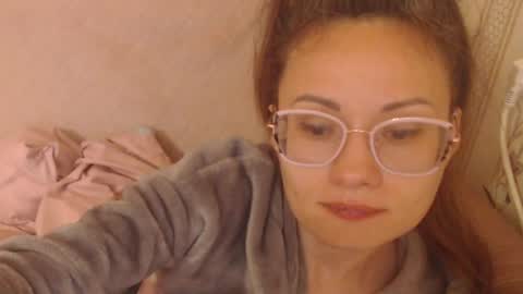 say meow and send tip  online show from April 30, 1:39 pm