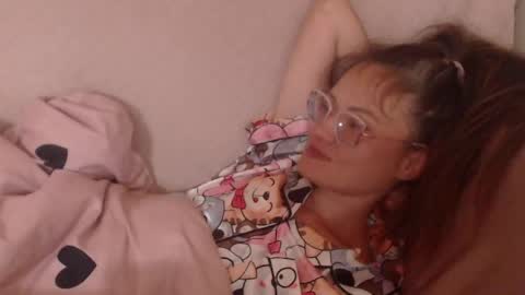Snapshot of candylady136 chatting on May 13, 7:17 am say meow and send tip online show from May 13, 7:17 am
