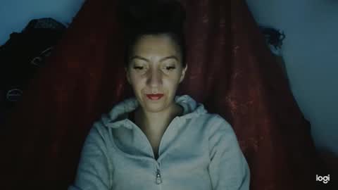 Snapshot of candymilfff chatting on December 11, 4:49 am candymilfff online show from December 11, 4:49 am