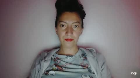 Snapshot of candymilfff chatting on January 13, 4:28 am candymilfff online show from January 13, 4:28 am