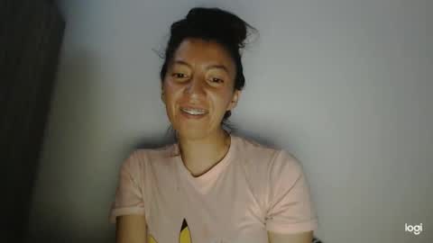 Snapshot of candymilfff chatting on March 1, 4:26 am candymilfff online show from March 1, 4:26 am