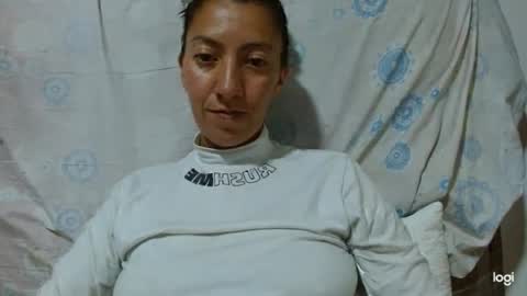 Snapshot of candymilfff chatting on September 23, 2:58 am candymilfff online show from September 23, 2:58 am