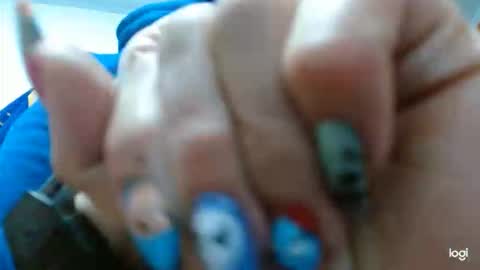 Snapshot of candymilfff chatting on October 17, 3:53 am candymilfff online show from October 17, 3:53 am