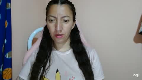 candymilfff online show from April 19, 1:21 pm