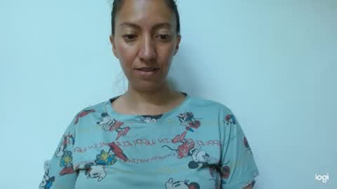 Snapshot of candymilfff chatting on June 2, 3:36 pm candymilfff online show from June 2, 3:36 pm