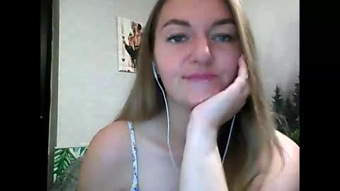 Daisy online show from September 10, 8:42 pm