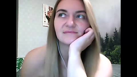 Daisy online show from October 11, 8:40 pm