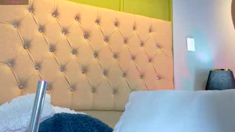 Snapshot of candyrose__ chatting on June 13, 3:37 am candyrose__ online show from June 13, 3:37 am