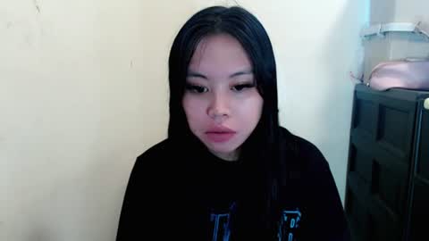 Snapshot of candysweetcum_ chatting on June 14, 6:15 am CALL ME SAM online show from June 14, 6:15 am