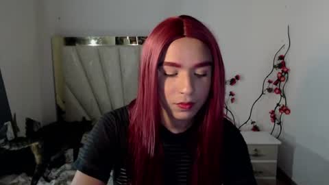 Snapshot of candyy_doll_ chatting on July 1, 7:43 am candyy_doll_ online show from July 1, 7:43 am