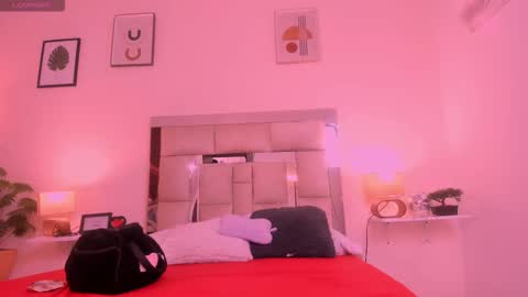 Snapshot of candyygirl_1 chatting on September 16, 7:26 pm Candy online show from September 16, 7:26 pm