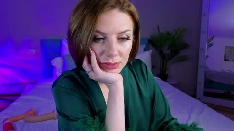 candyyy____ online show from April 25, 12:41 pm