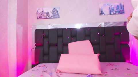 Aura  online show from February 7, 11:56 am