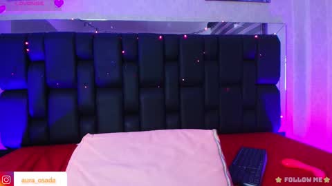 Aura  online show from March 7, 3:07 pm