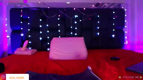 Aura  online show from March 11, 3:02 pm