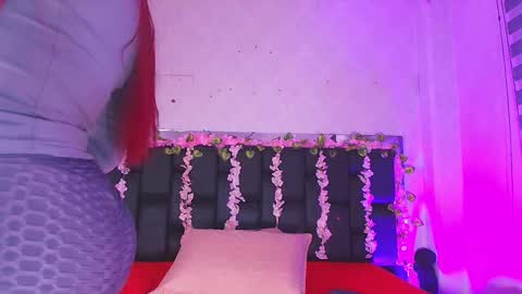 Aura  online show from October 7, 12:02 pm