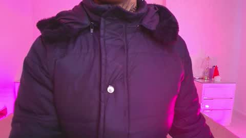 Aura  online show from November 21, 11:53 am