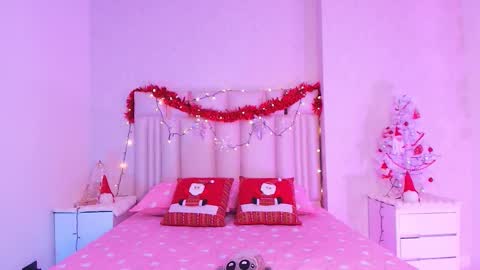 Aura  online show from November 28, 11:57 am