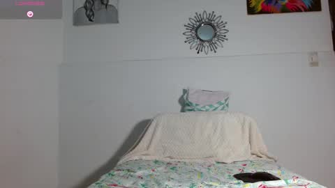 Violeta online show from March 13, 4:02 pm