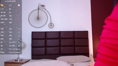 CANELA  online show from February 12, 8:40 pm