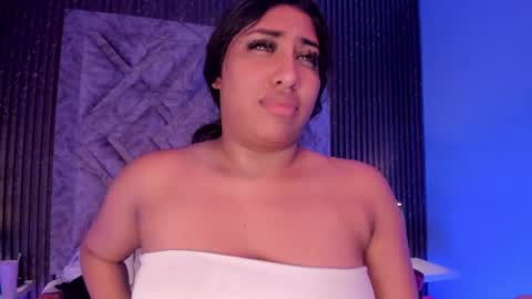 GABRIELA LOPEZ online show from February 19, 4:01 am