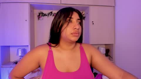 GABRIELA LOPEZ online show from May 2, 8:14 pm