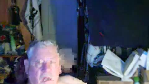 canoelicker69 online show from September 25, 10:19 am