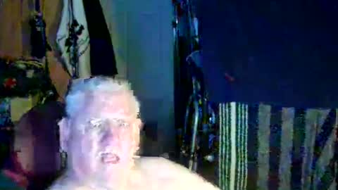 canoelicker69 online show from October 21, 9:54 am