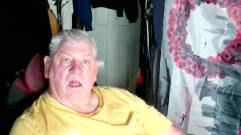 Snapshot of canoelicker69 chatting on June 4, 1:06 pm canoelicker69 online show from June 4, 1:06 pm