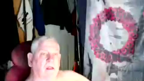 Snapshot of canoelicker69 chatting on June 24, 7:24 pm canoelicker69 online show from June 24, 7:24 pm