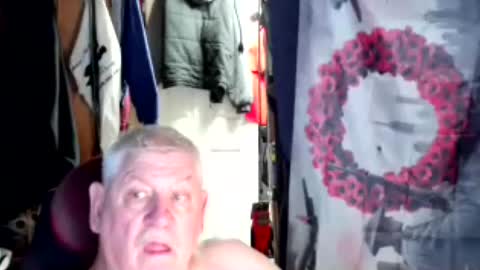 Snapshot of canoelicker69 chatting on June 29, 7:03 pm canoelicker69 online show from June 29, 7:03 pm