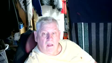 Snapshot of canoelicker69 chatting on July 9, 7:07 pm canoelicker69 online show from July 9, 7:07 pm