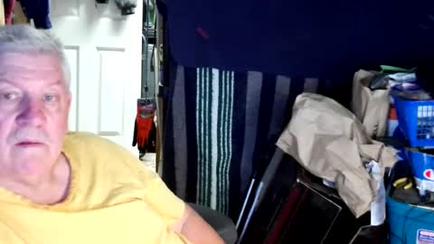 Snapshot of canoelicker69 chatting on July 20, 8:11 pm canoelicker69 online show from July 20, 8:11 pm